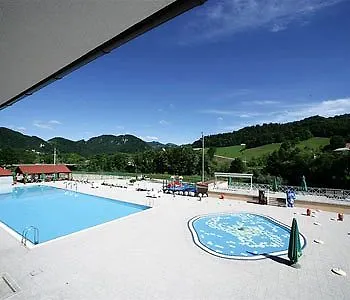 Aqua Roma 3*